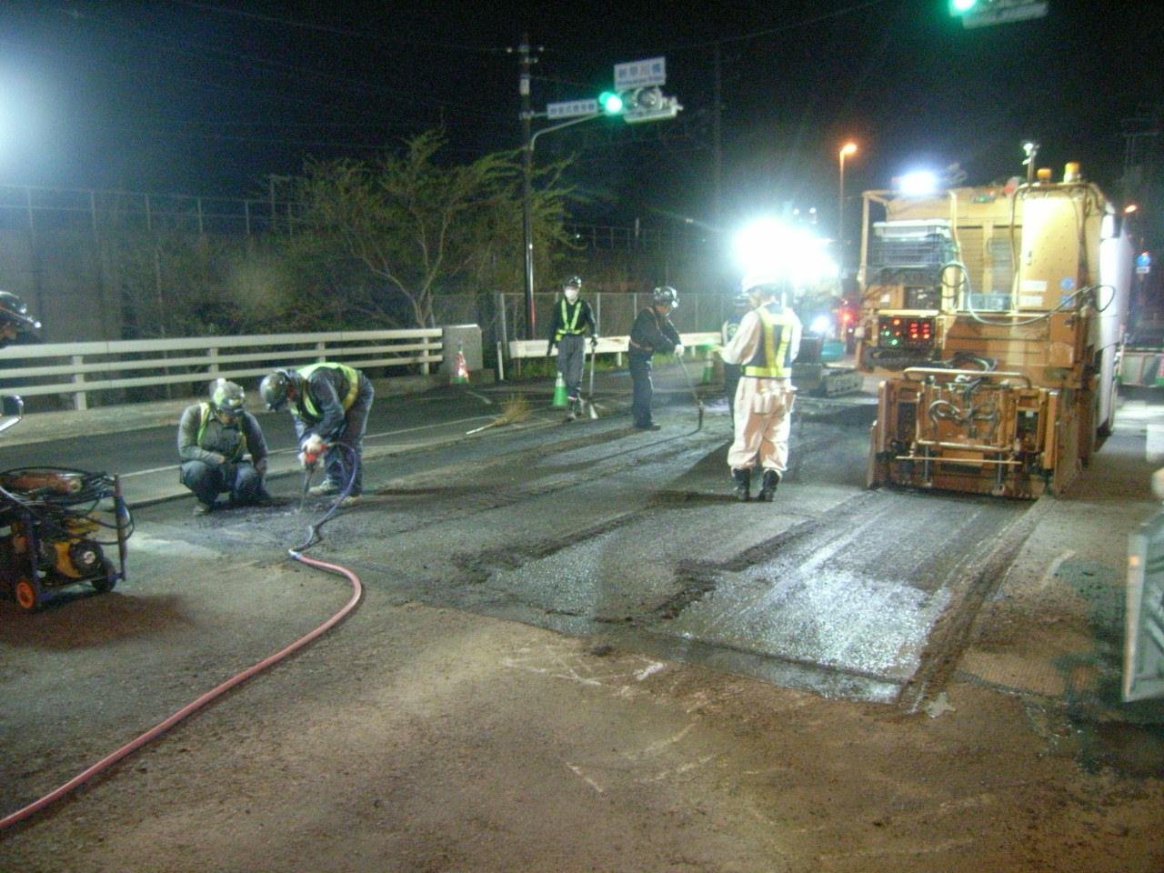 橋りょう補修工事.（路面切削工）04.12