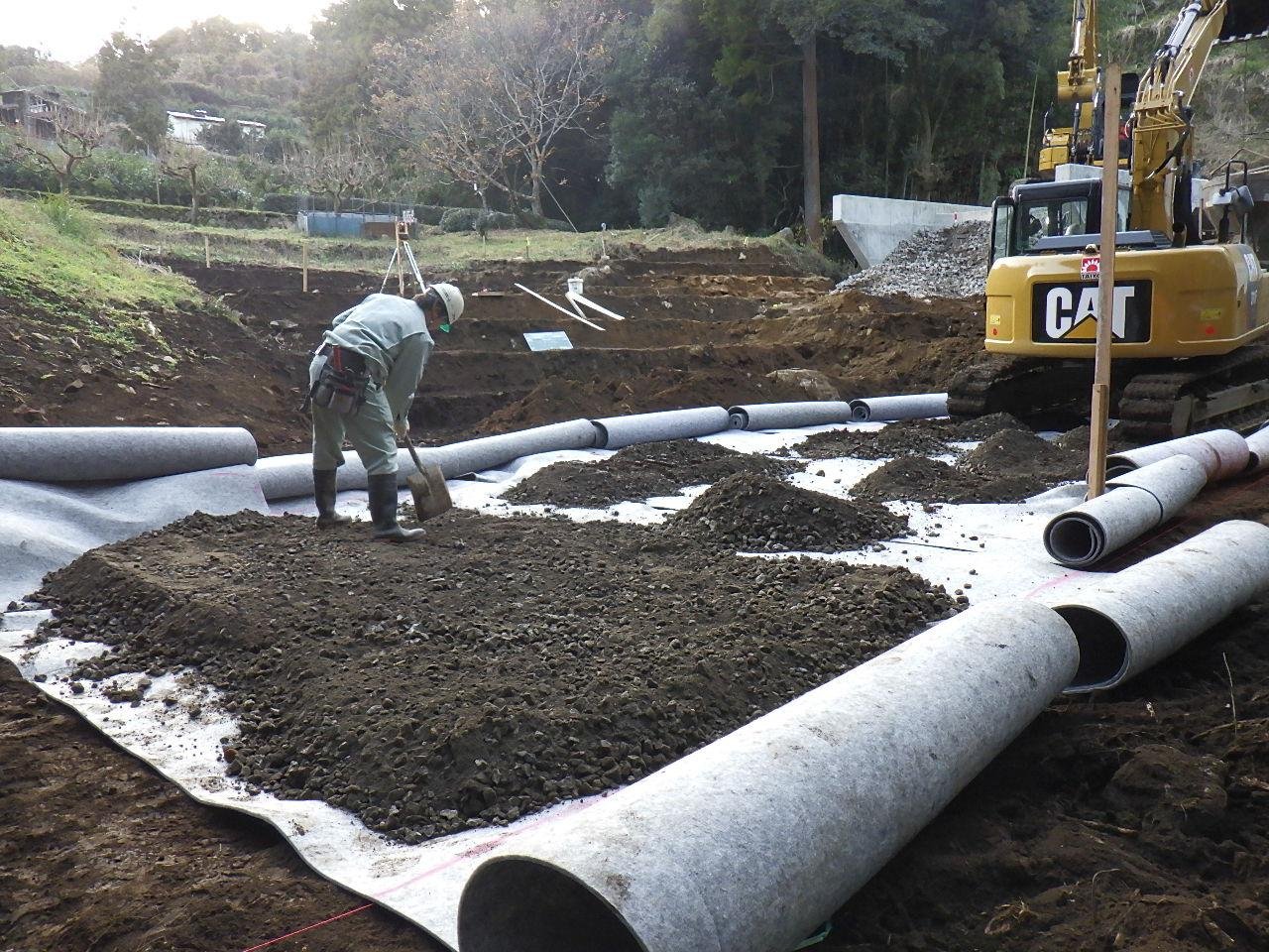 萬松院　基盤排水層作業状況（R6.12.25）